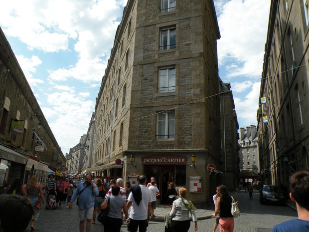  Le Jacques Cartier, Restaurant